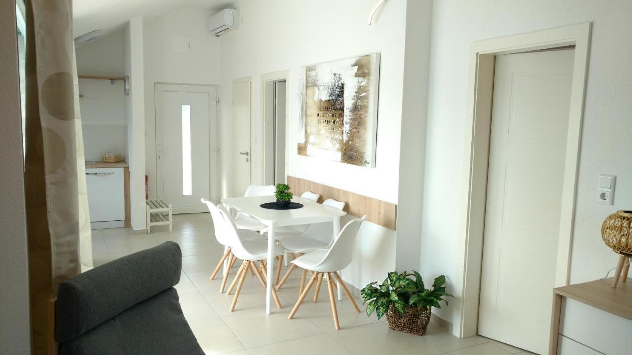 Villa Maluma Rogoznica  Esterno foto